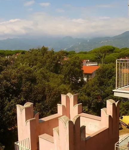 Lägenhetshotell Happy