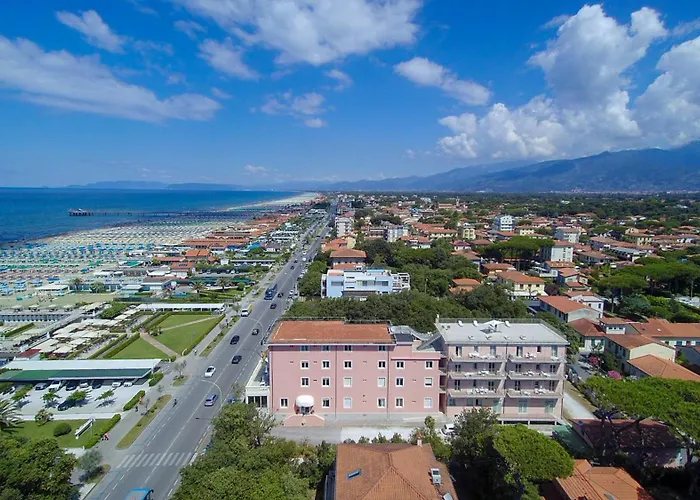 Happy Lägenhetshotell Marina di Pietrasanta