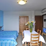 Lejlighedshotel Happy 3*