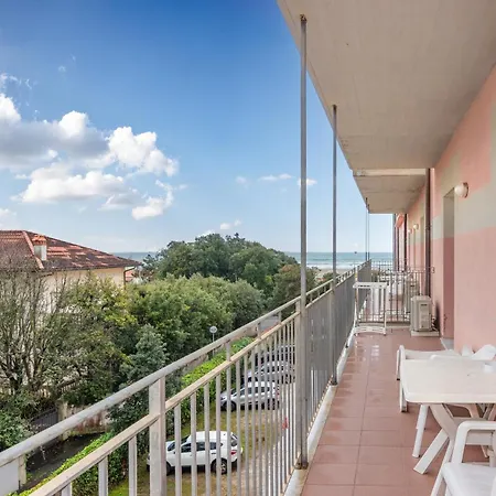 Happy 3* Марина-ди-Пьетрасанта