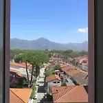 Happy Aparthotel